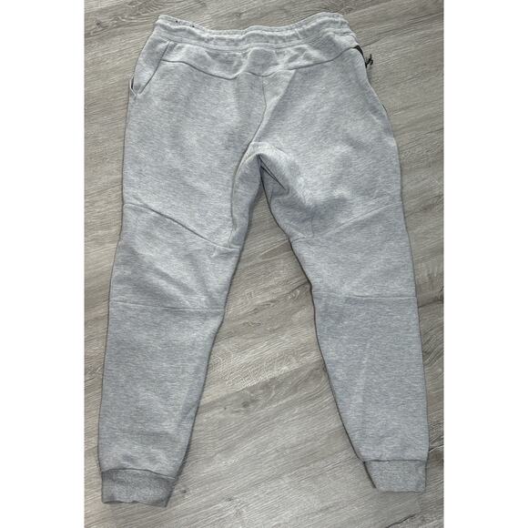 Nike Sportswear Tech Fleece Jogger Men Sz M Sweatpants Drawstring 805163-063 - Picture 2 of 6